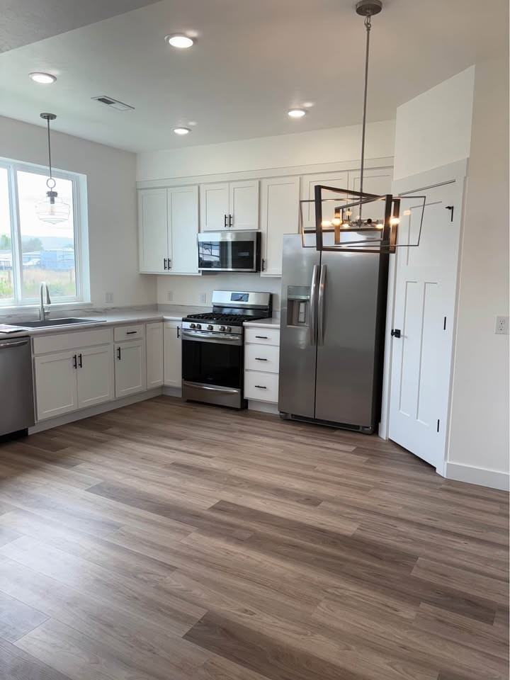 447 Skeels Ave #447SKEELS - Photo 2 of 10