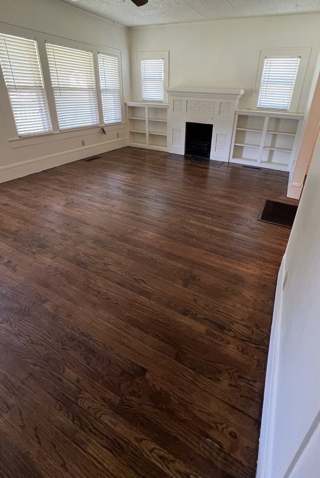 1528 W Missouri Ave #NA - Photo 2 of 9