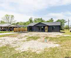 featured image of 1045 Jackson St N #NA