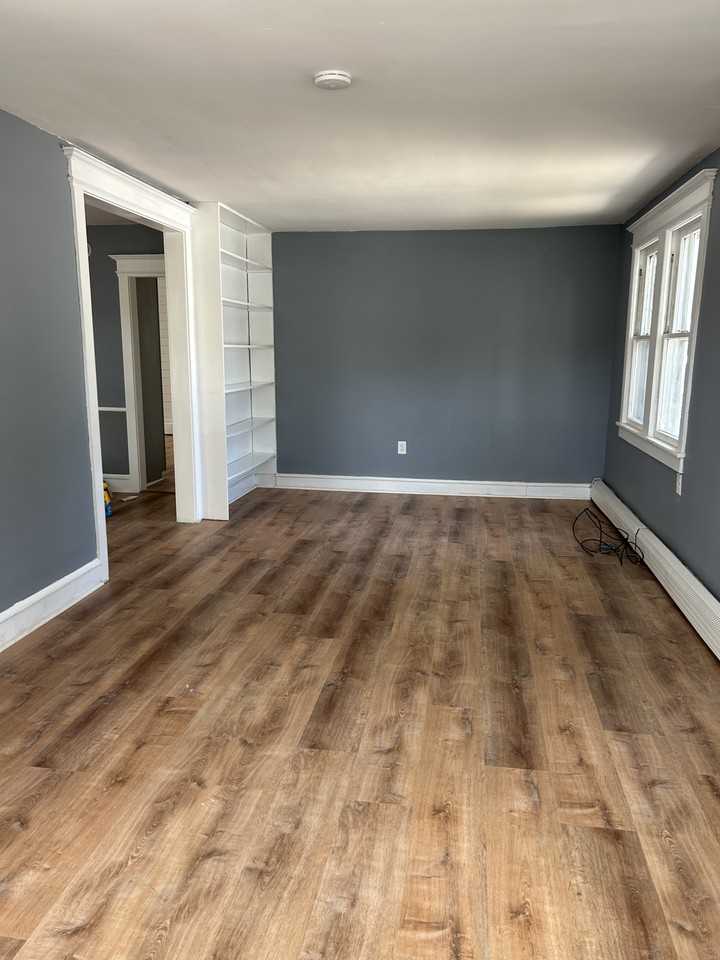 17 E Meyran Ave #1 - Photo 3 of 9