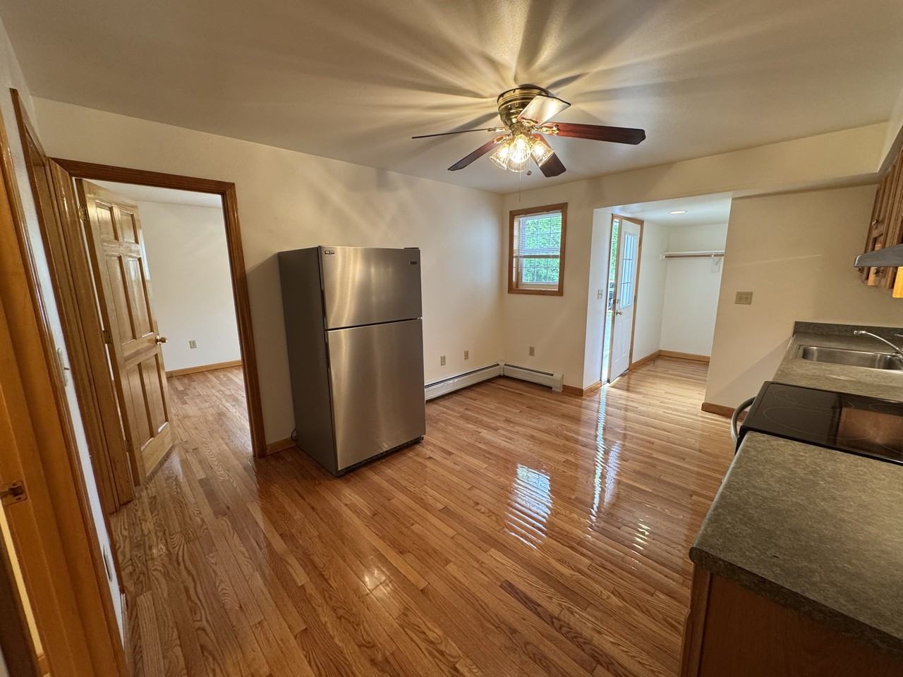21 Winchester Ct #A - Photo 3 of 24