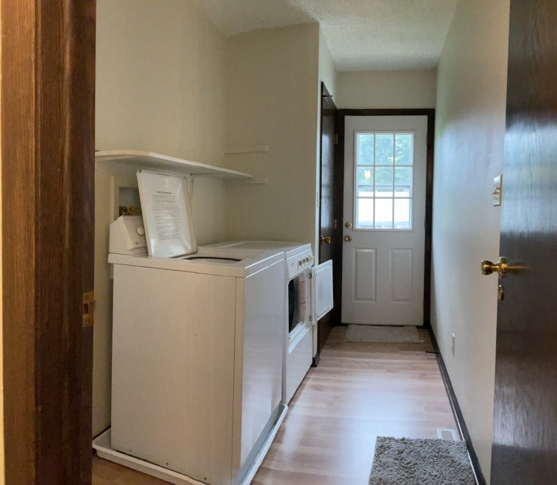 108 Park Ave #NA - Photo 3 of 9