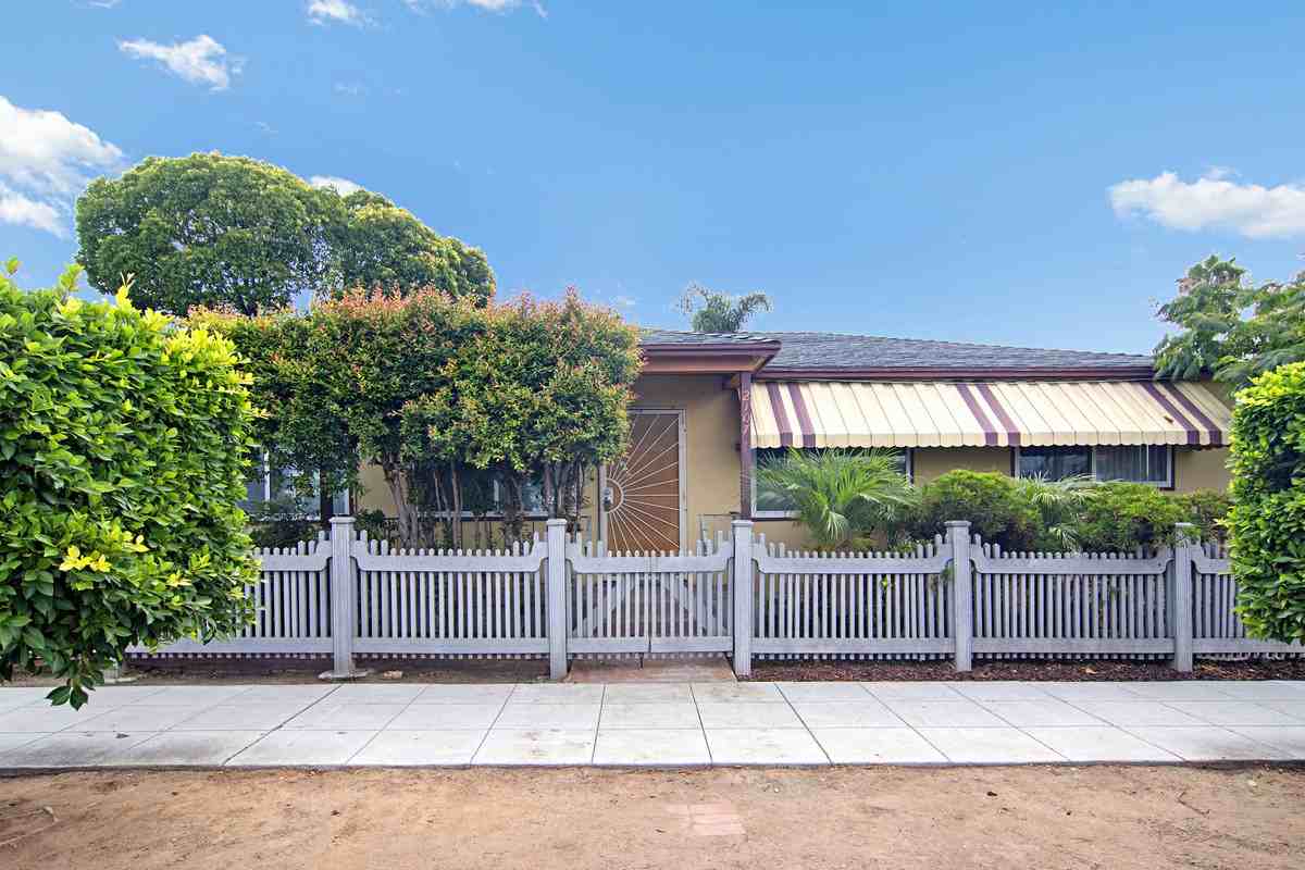 2107 30th St #2107 - Photo 2 of 13