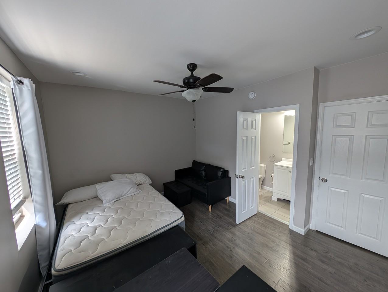 5325 Hadfield St #NA - Photo 3 of 7