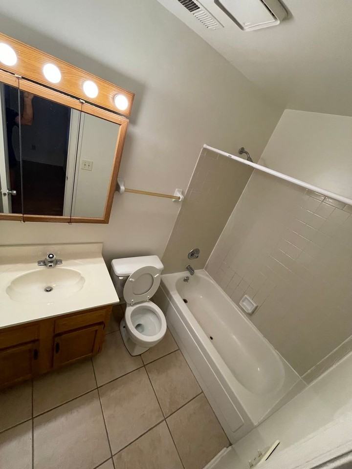 Vinca Circle - Photo 5 of 9