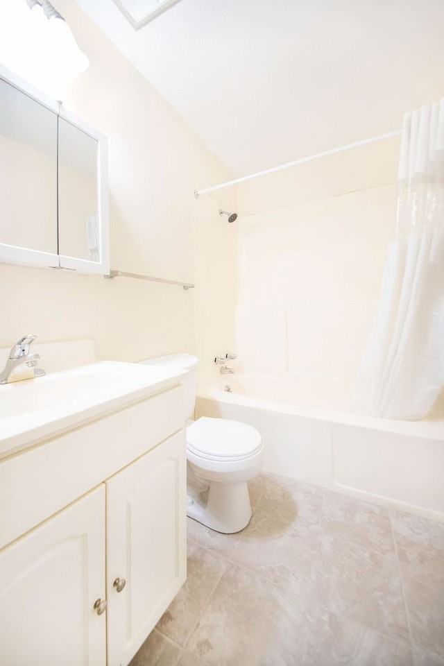 Bay Pointe Apartments - Photo 6 of 36