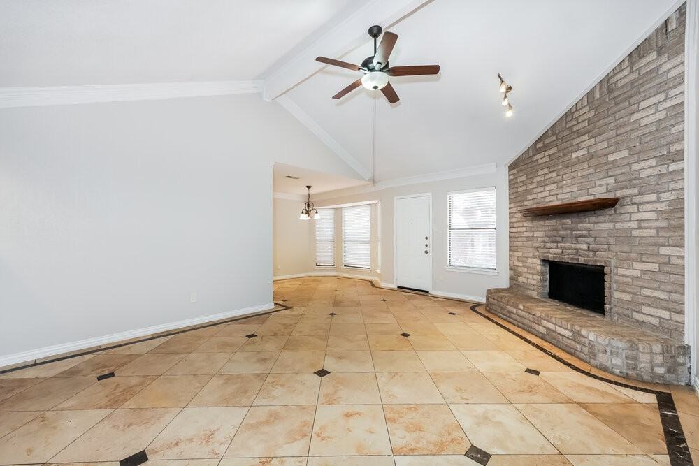 3400 Meadowmoor St - Photo 4 of 16