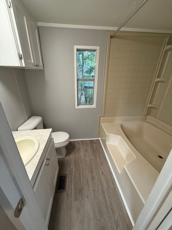 24477 Walker So. Rd. - Photo 6 of 28