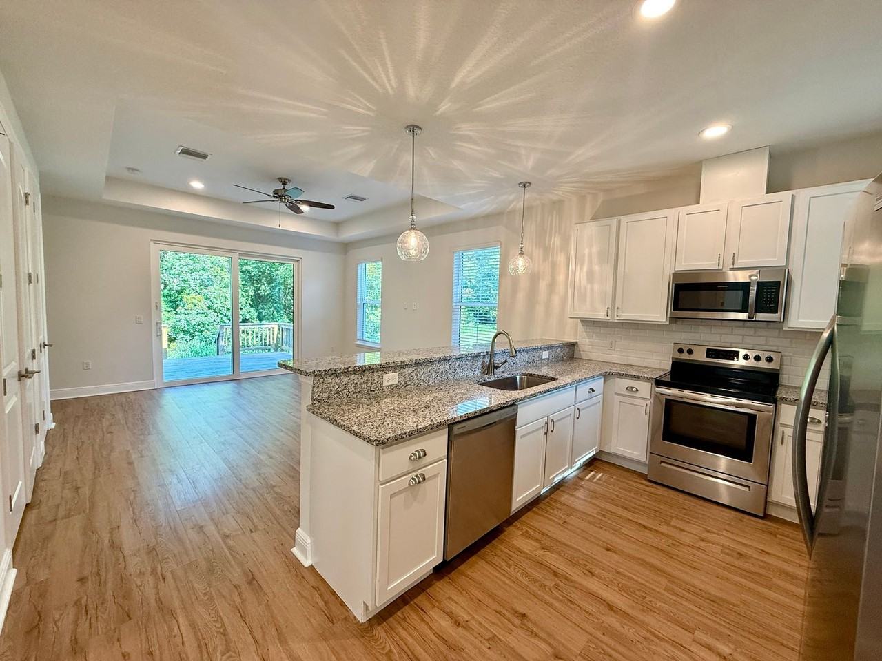 963 Beau Ct - Photo 3 of 40