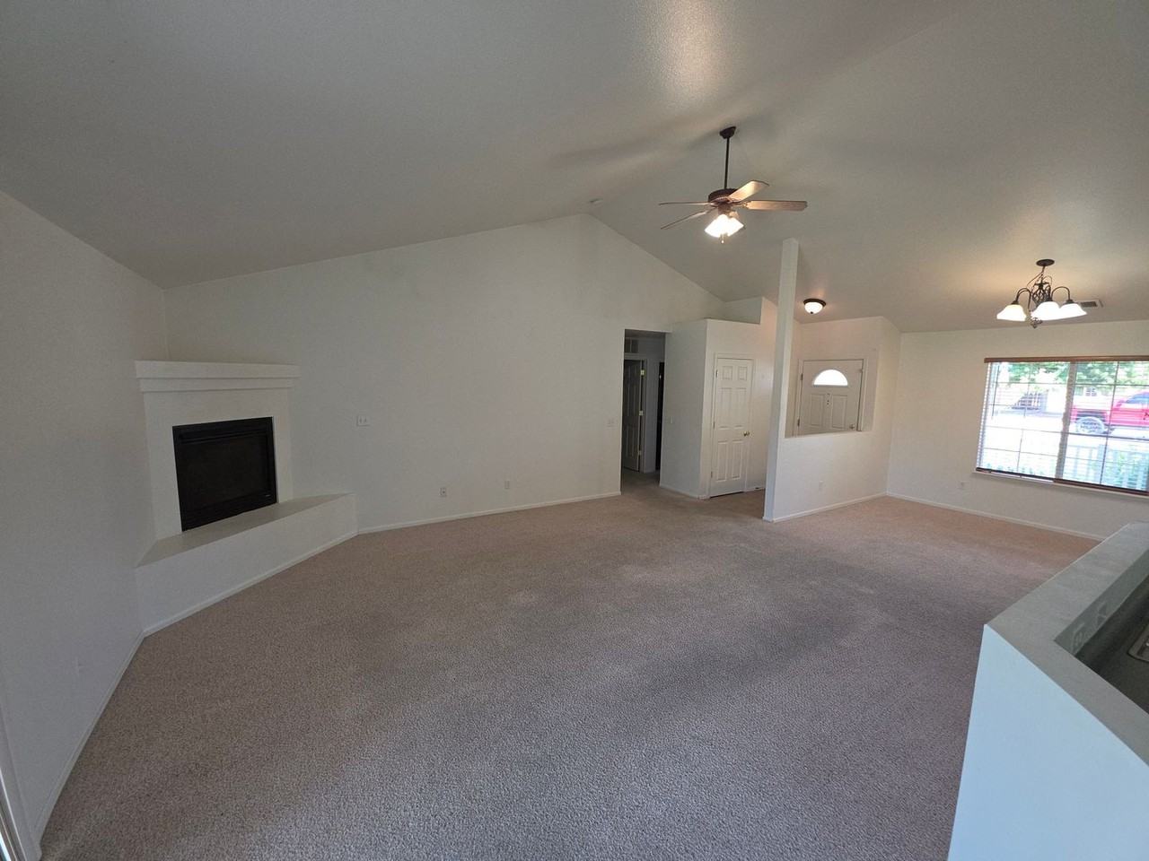 102 Kaley St - Photo 3 of 19