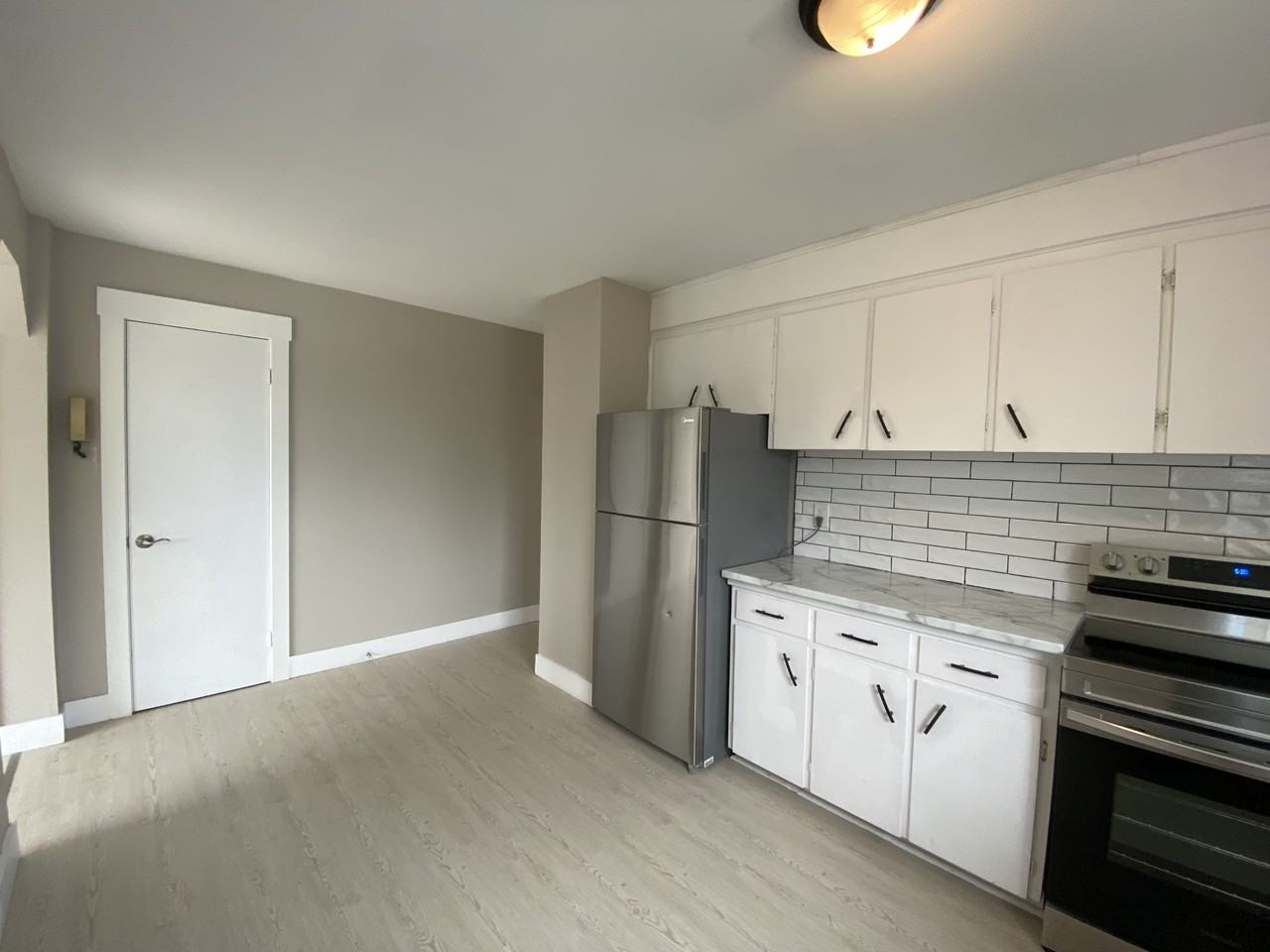 46 Terris Ave #6 - Photo 2 of 11