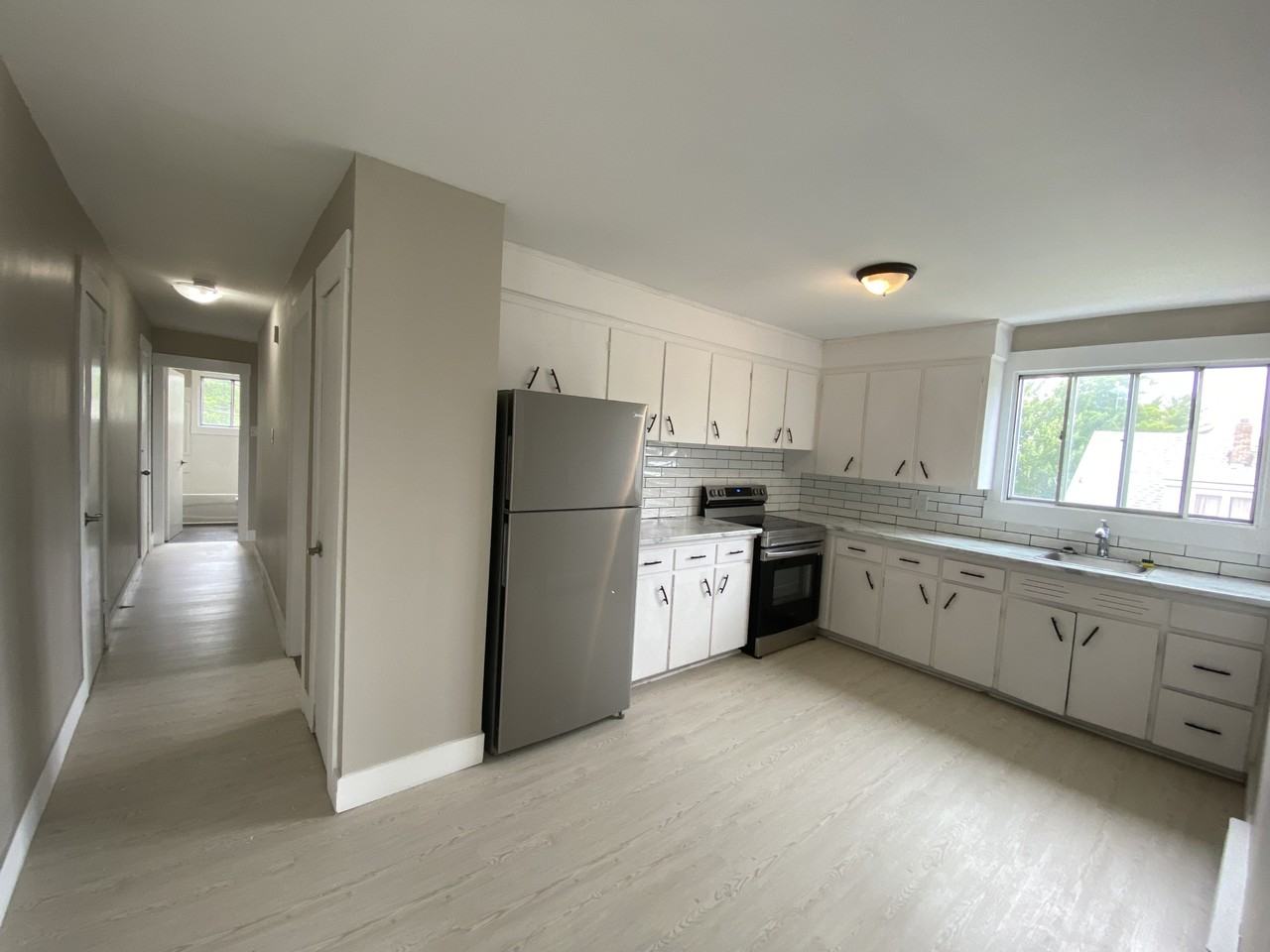 46 Terris Ave #6 - Photo 3 of 11