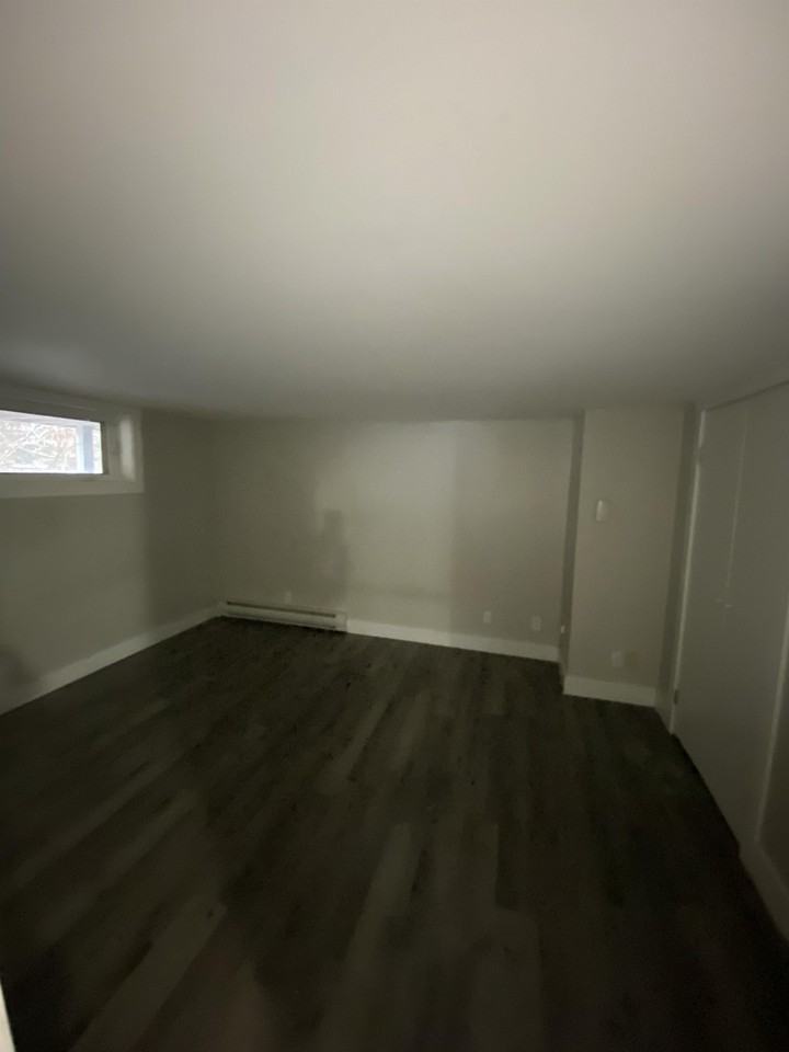 2520 2516-2520 Amirault Street - 2518 #2518 - Photo 3 of 14