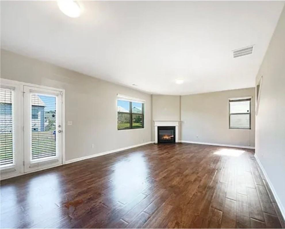 444 Lake Ridge Ln - Photo 5 of 14