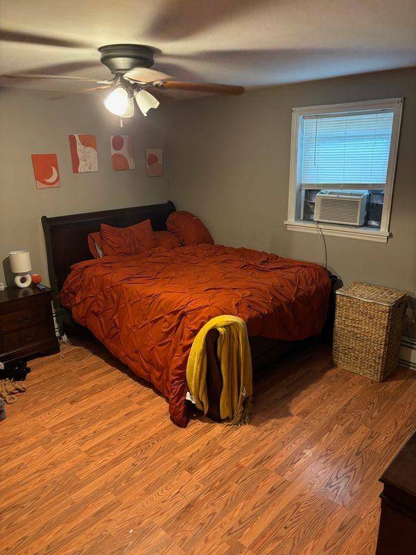 356 College St - Photo 6 of 9