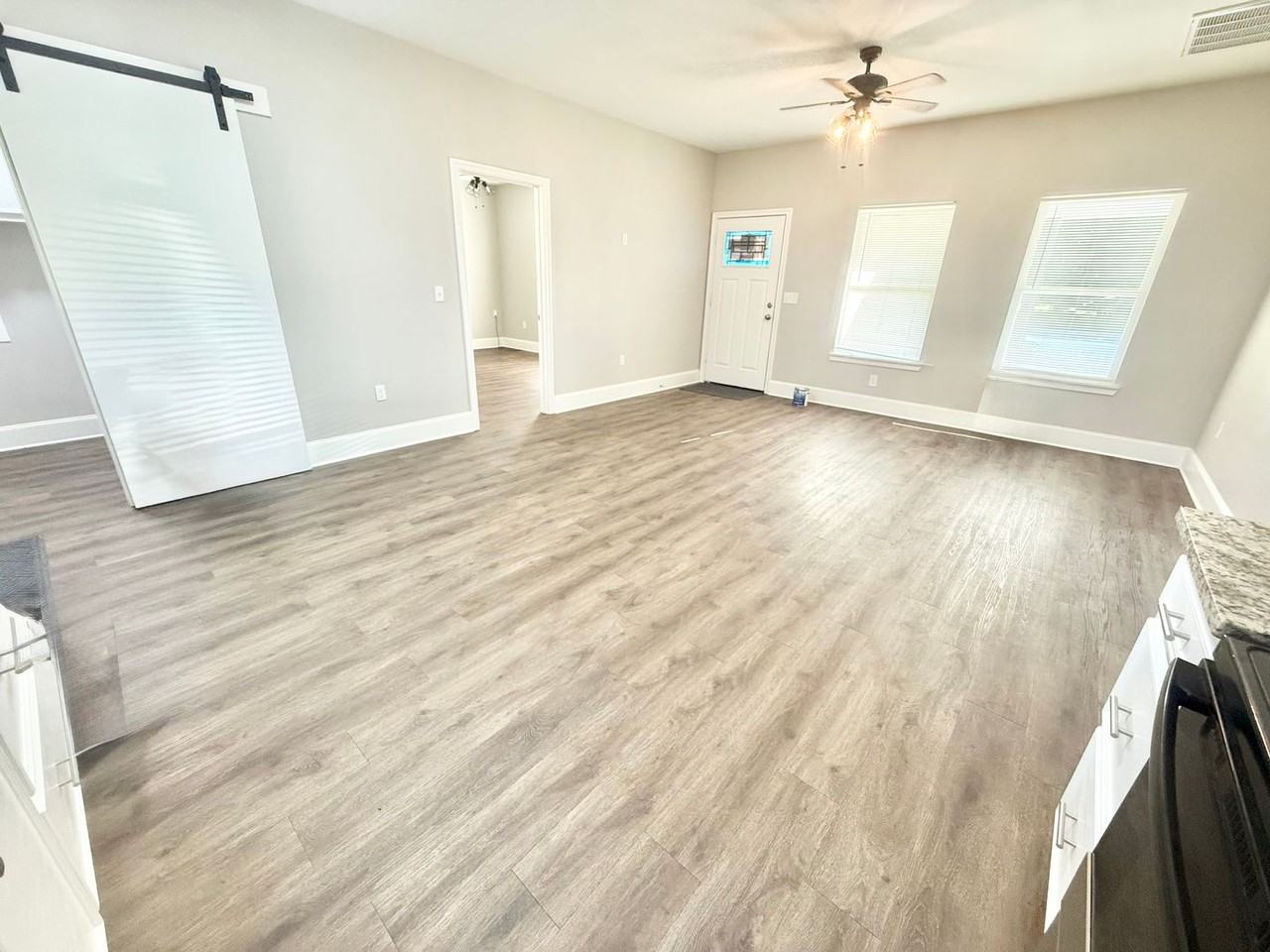 164 Lake Rd - Photo 2 of 13
