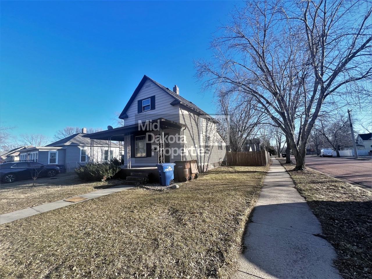 801 E 6th Ave - Photo 2 of 20