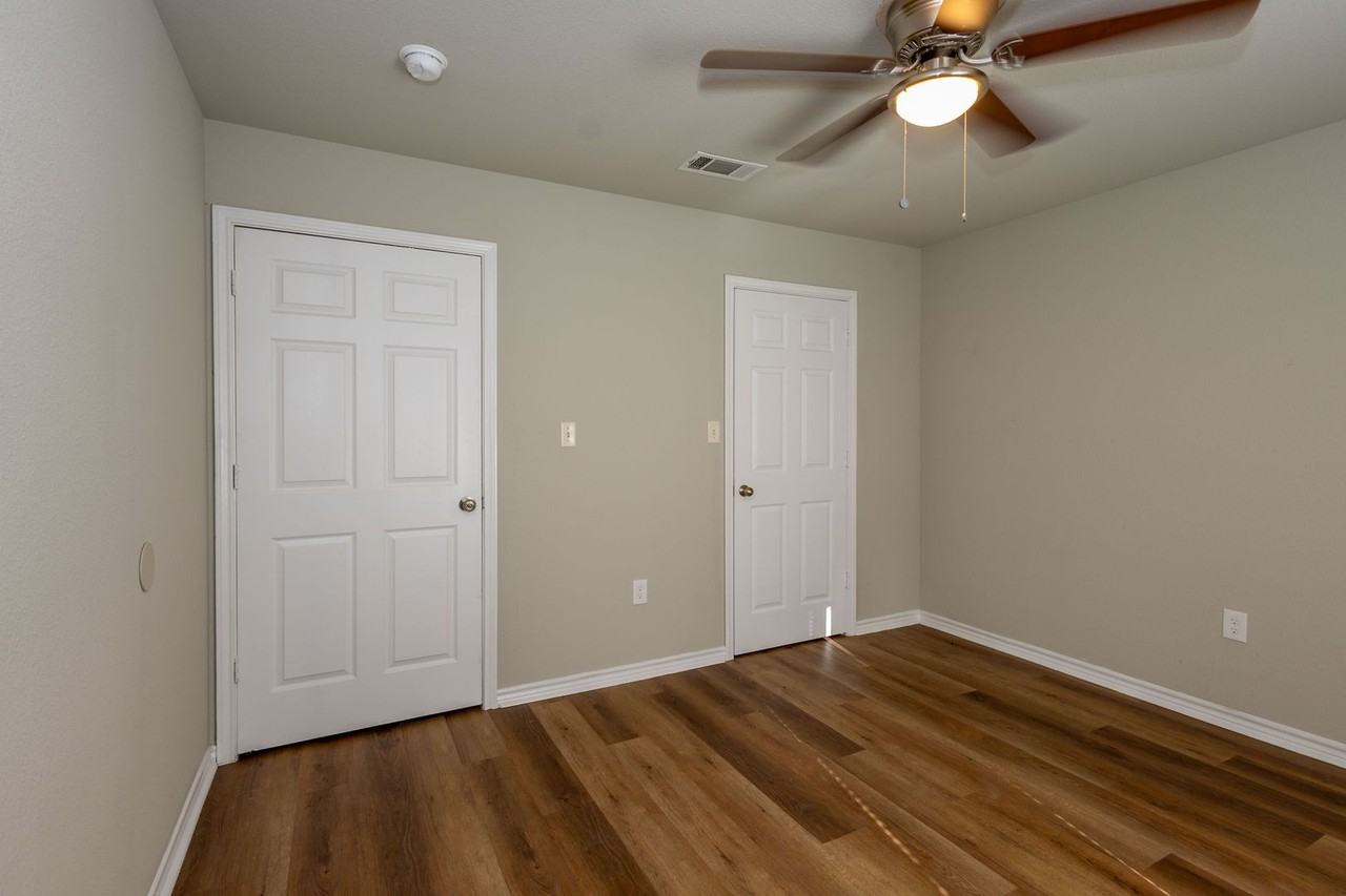 4120 Brandon St - Photo 7 of 13