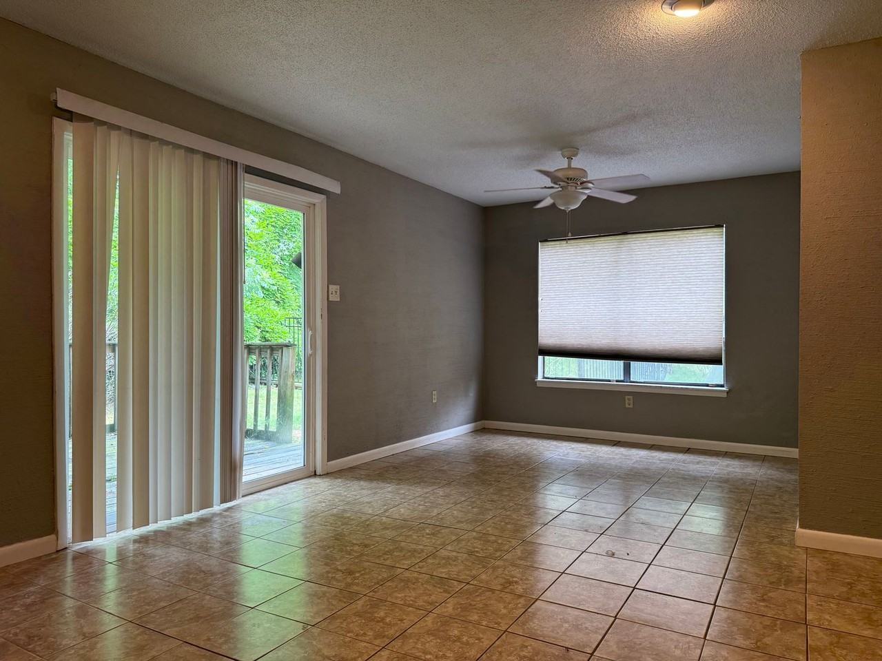 113 Highland Point Cv - Photo 3 of 23