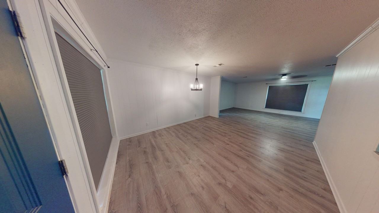 7249 Fm 974 - Photo 2 of 15