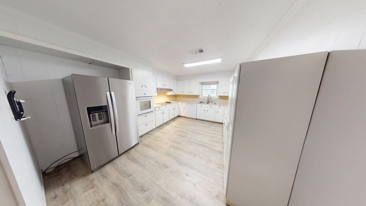 7249 Fm 974 - Photo 4 of 15