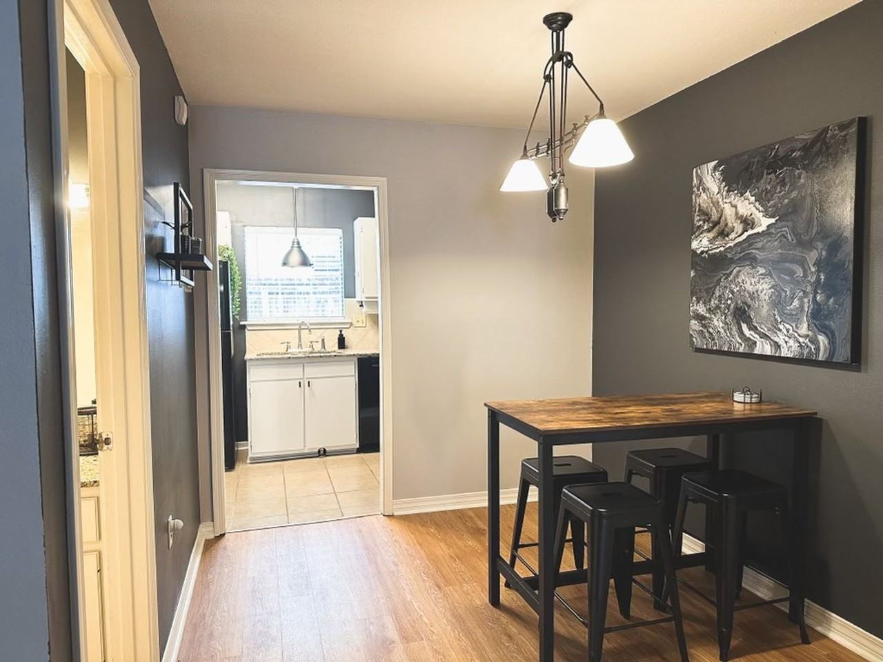 1704 Brightside Drive - Photo 3 of 11