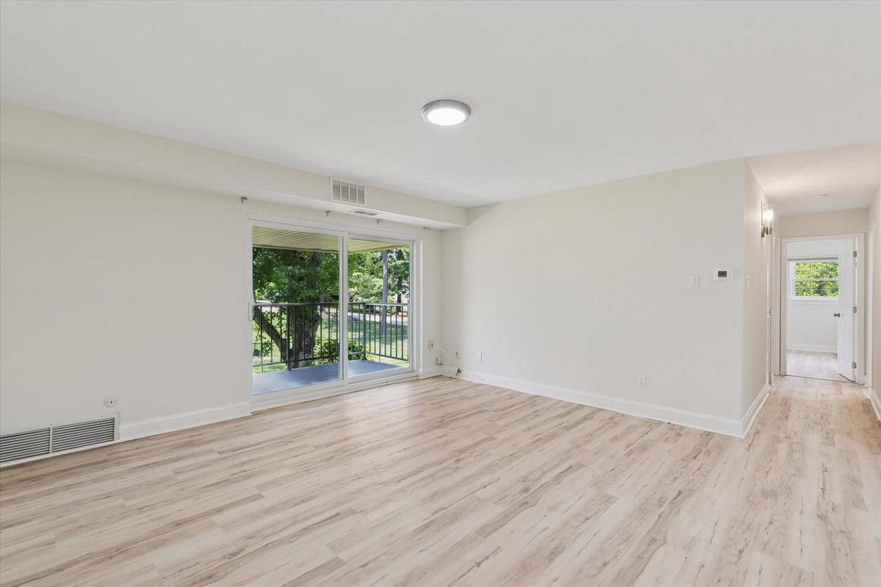 215 Old Forge Xing - Photo 2 of 21