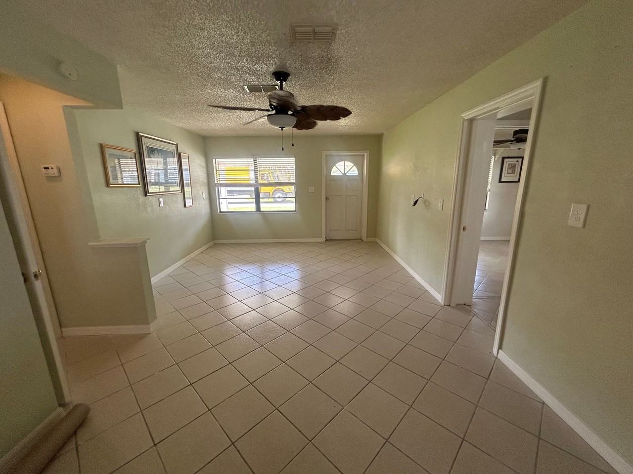 3303 Minnow Creek Dr - Photo 7 of 42
