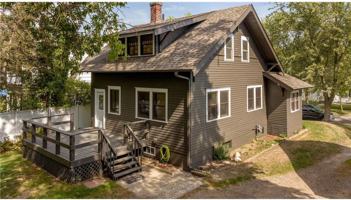 featured image of 215 Chippewa St