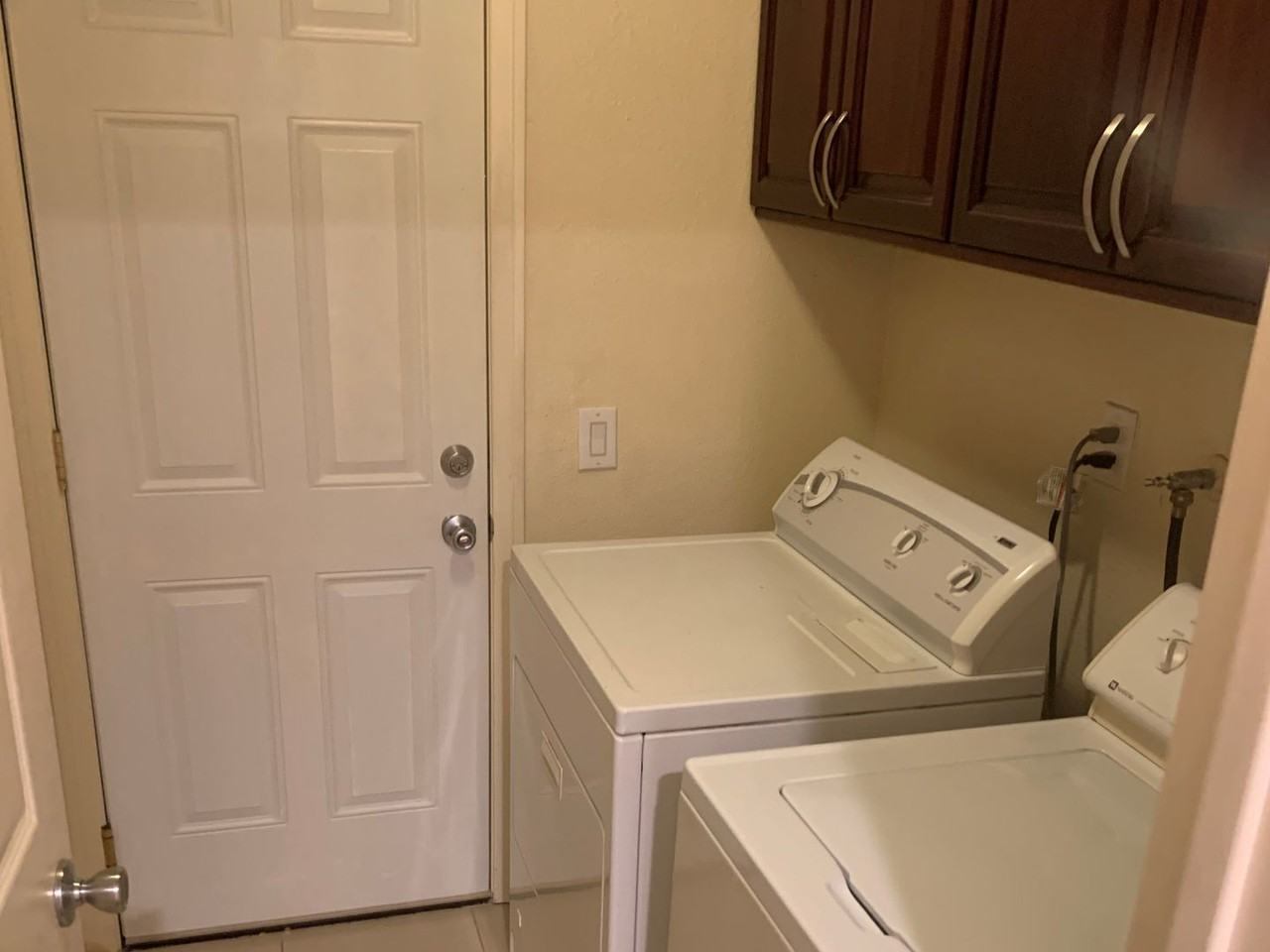 7724 Acama St - Photo 7 of 10