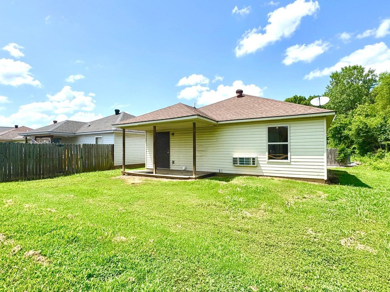 80 Gabriel Way - Photo 3 of 6