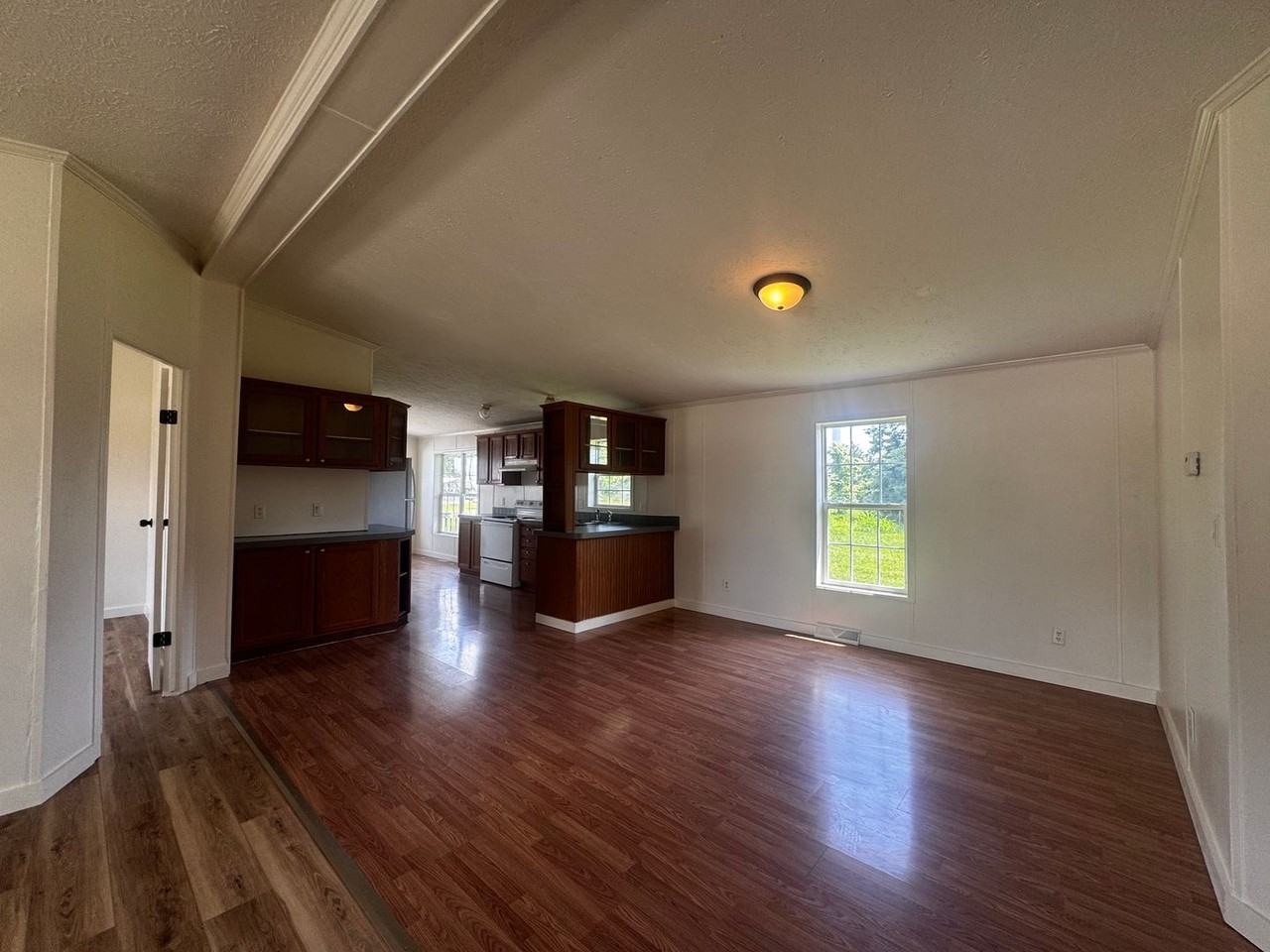 18248 Loyalty Ln - Photo 7 of 22