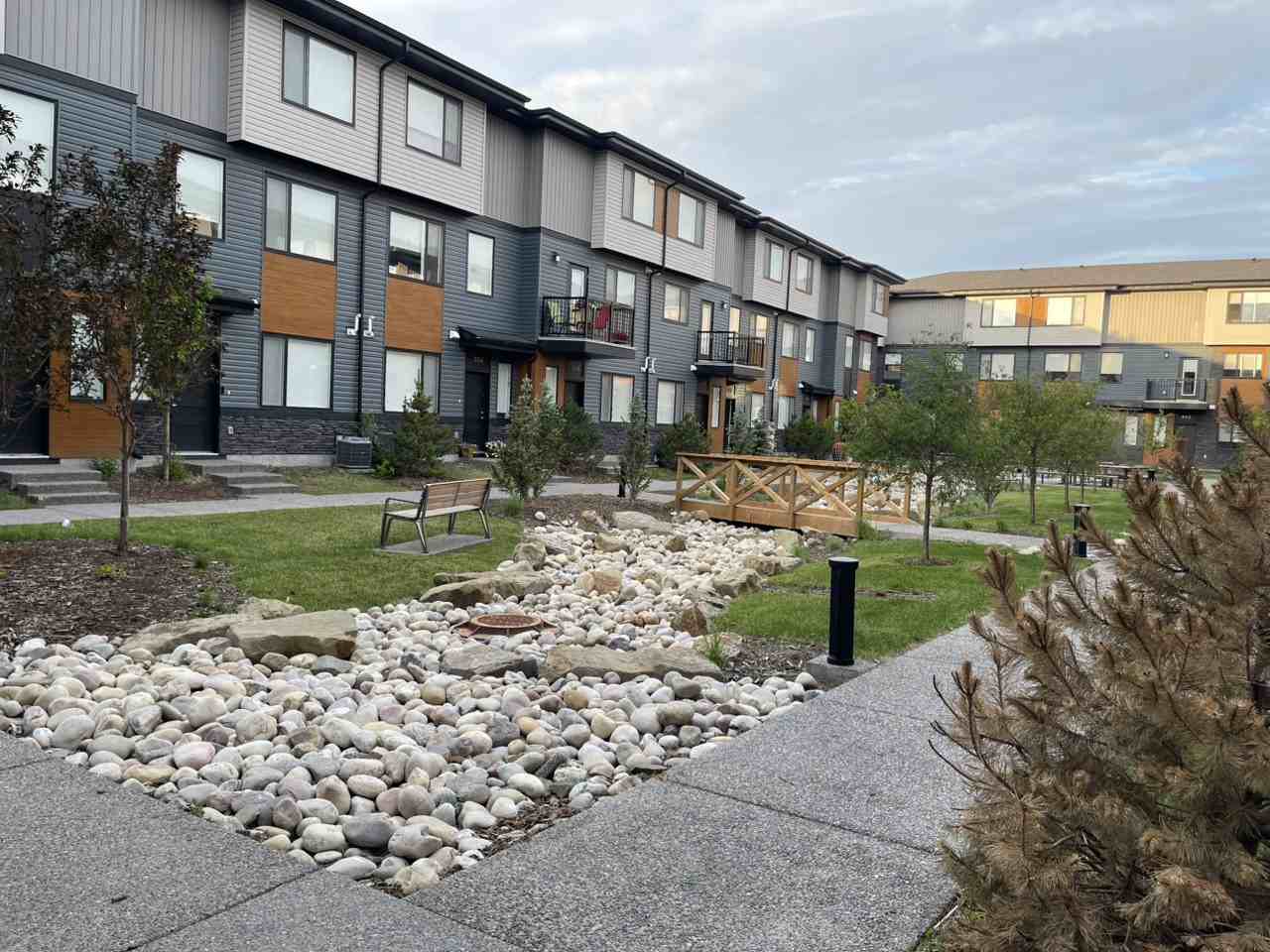 200 Corner Glen Cir NE - Photo 3 of 15