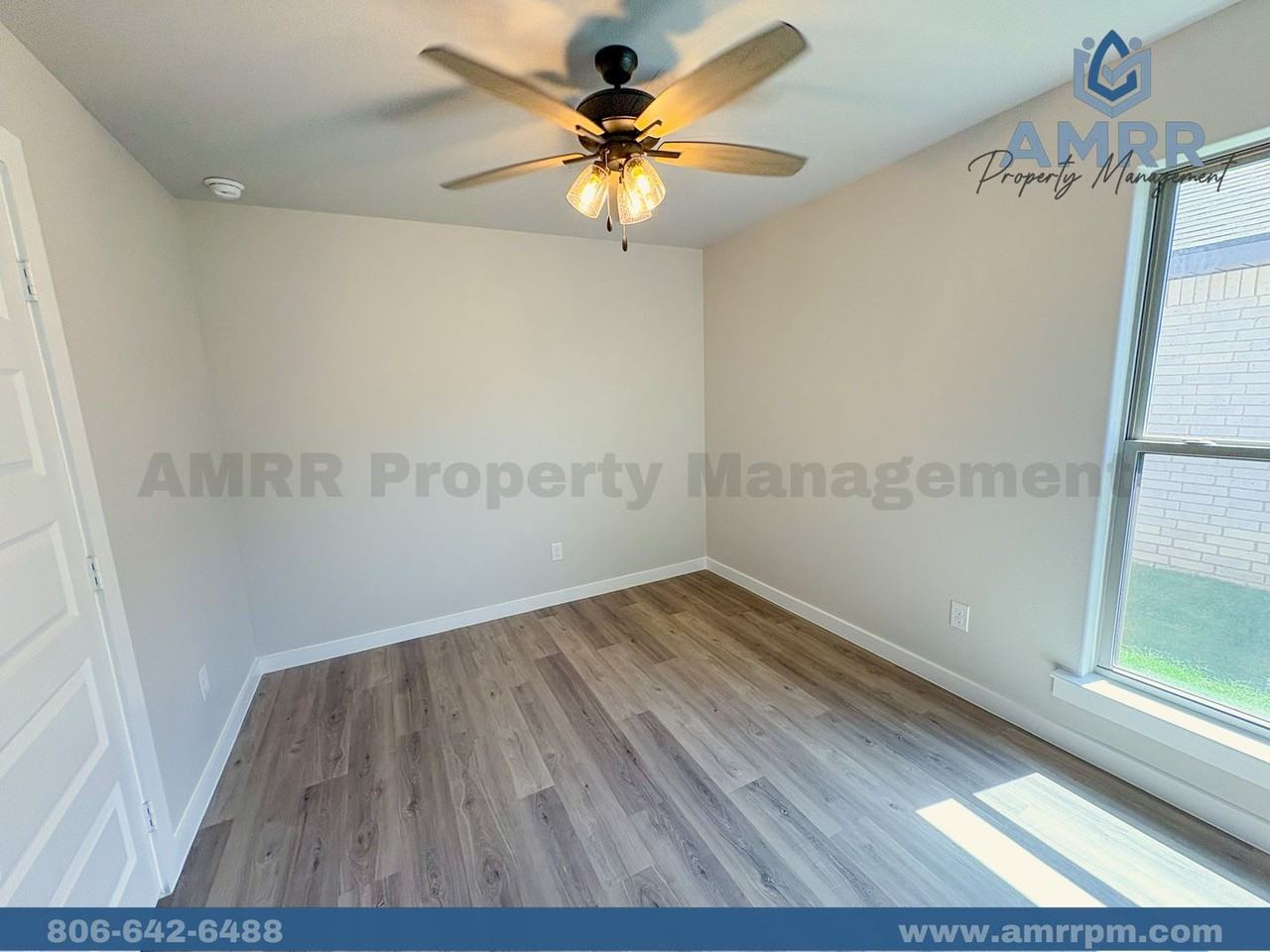 3021 140th St - Photo 5 of 17