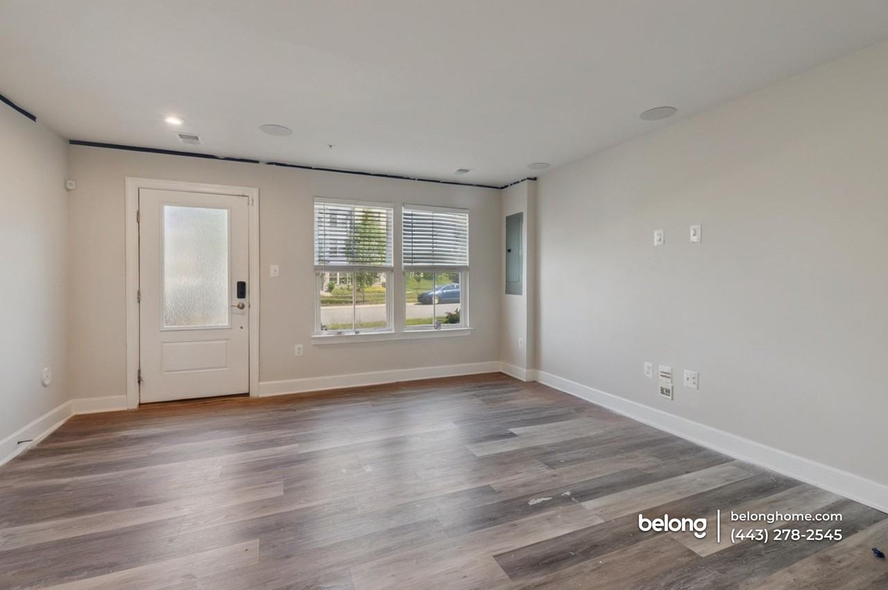 306 Phoenix Dr - Photo 2 of 15