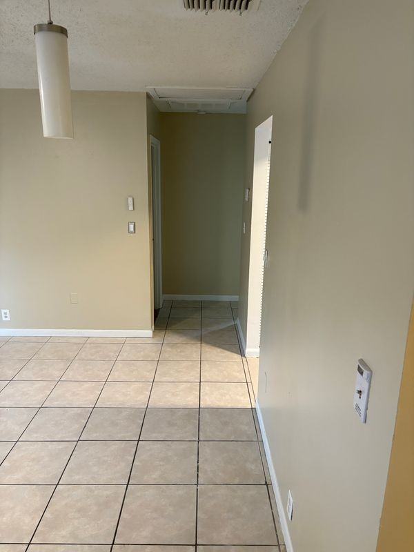 4402 44th Ave N ##A - Photo 6 of 9