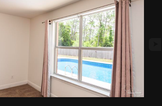 1065 Freeboard Blvd - Photo 2 of 25