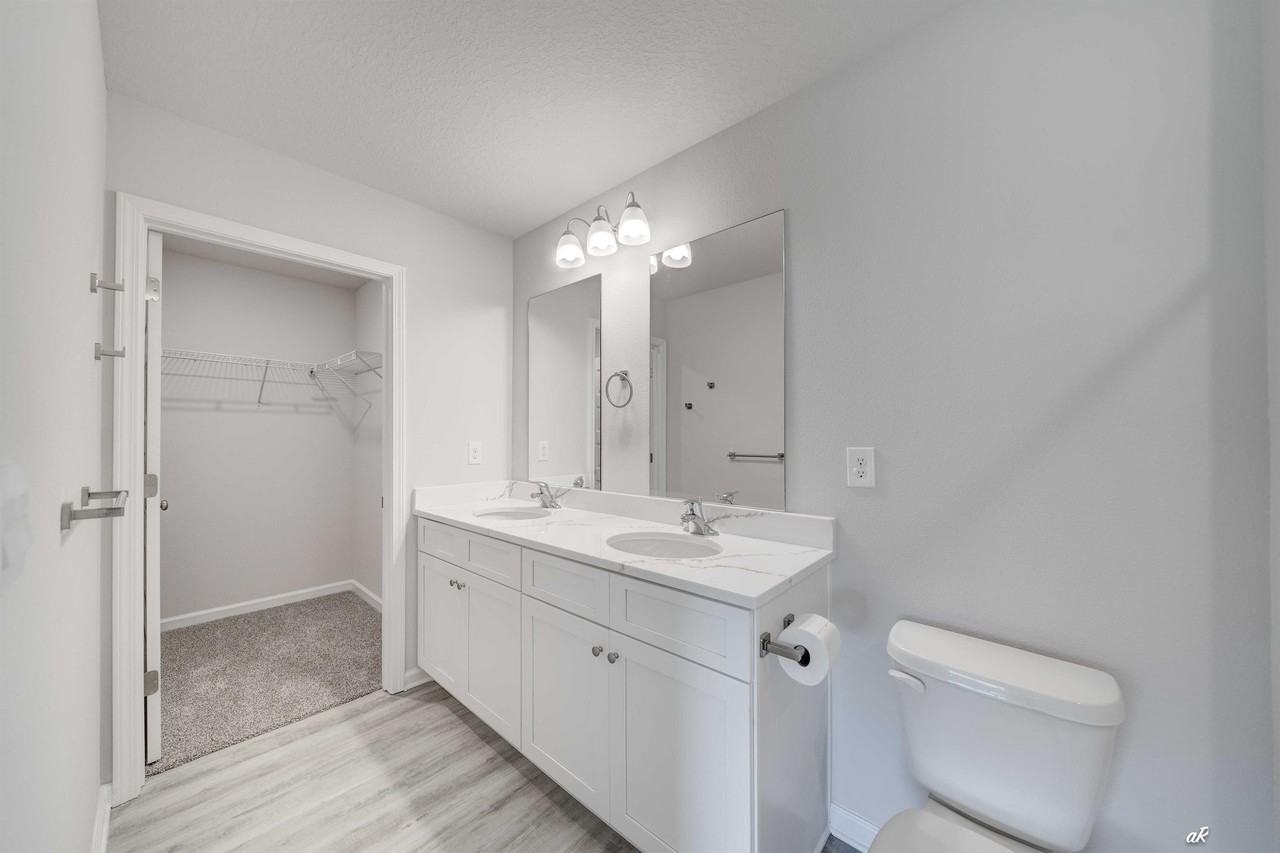 282 Boggy Creek Way - Photo 2 of 38