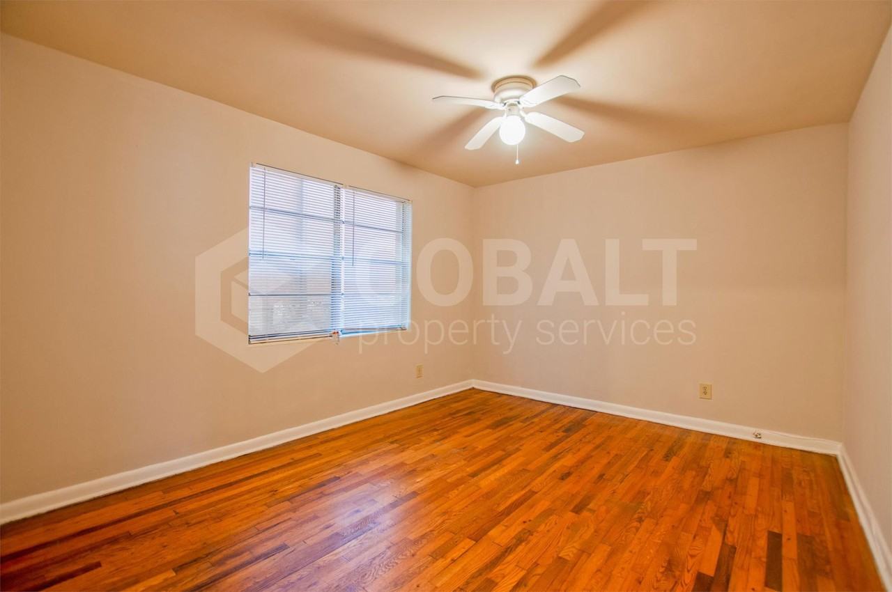 896 Greenwood Ave Ne #7 - Photo 6 of 12