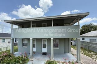 1002 Avenue E #4 - Photo 1 of 1
