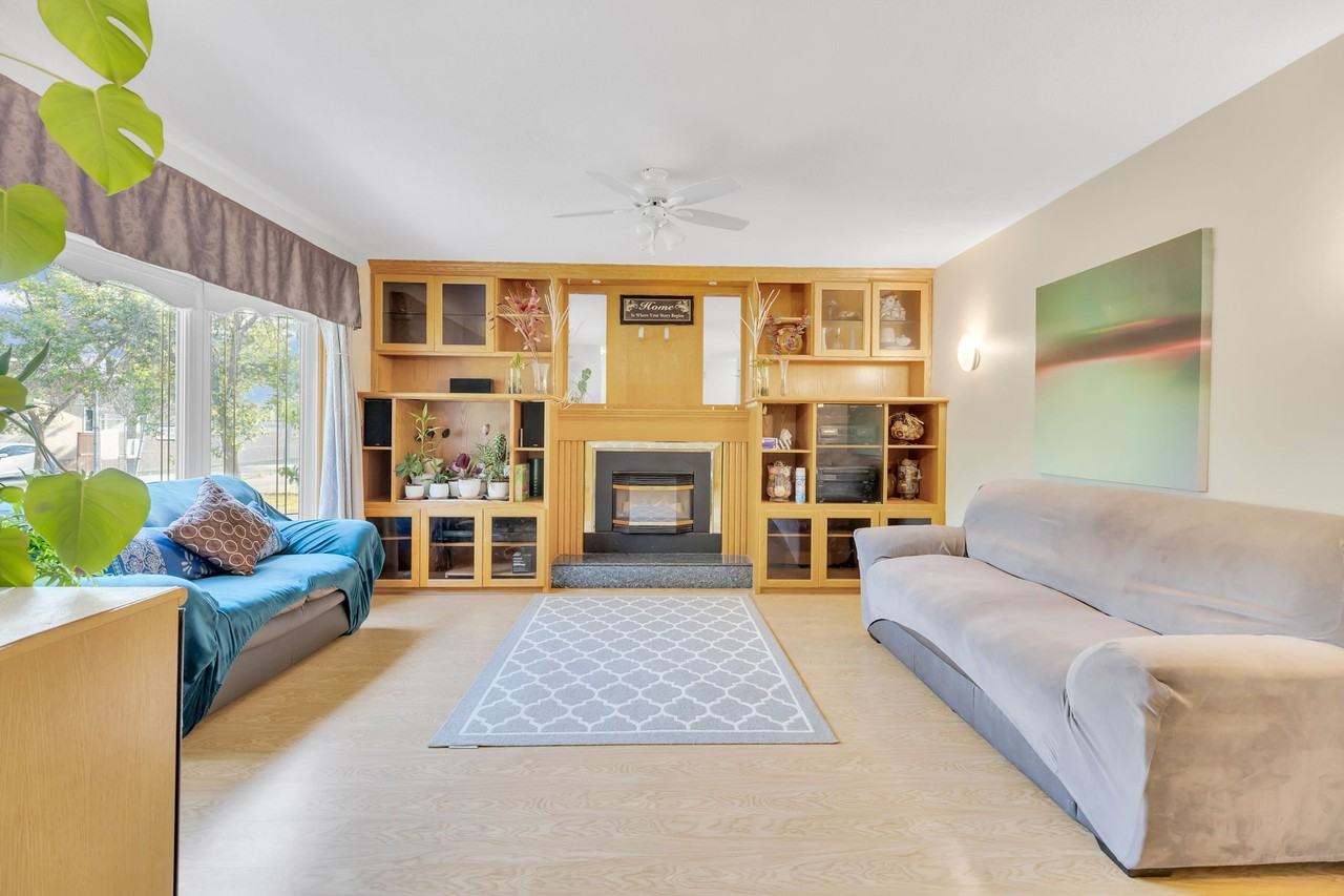 175 Acheson Dr - Photo 2 of 25