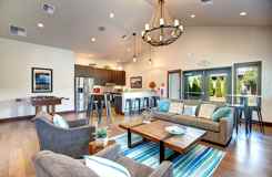 Insignia - Photo 1 of 1