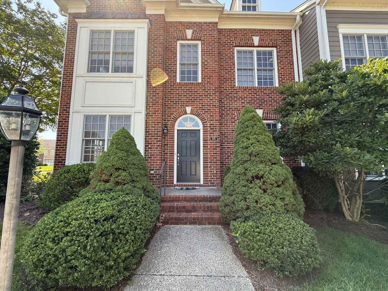 1525 Old Trail Dr - Photo 2 of 50