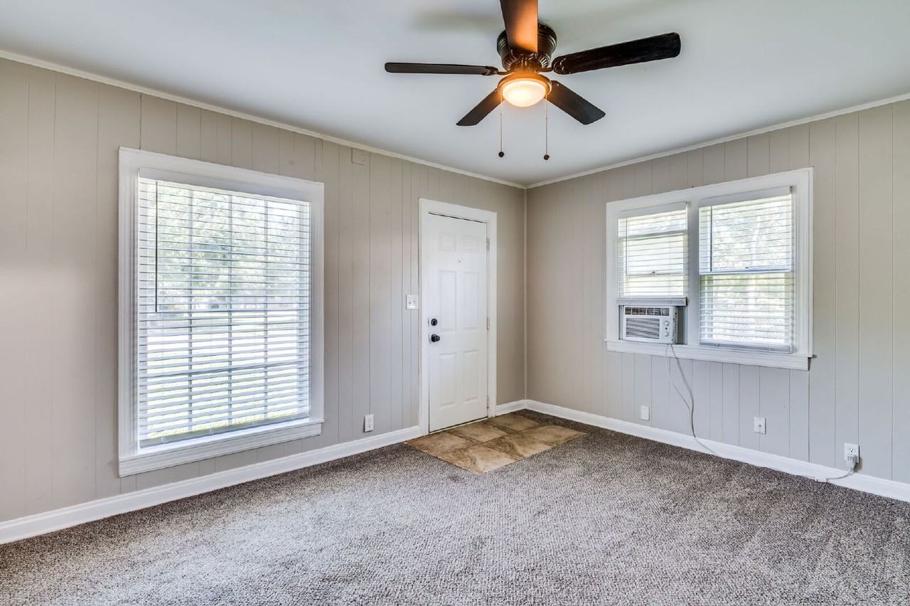 2156 S Santa Fe St - Photo 3 of 10