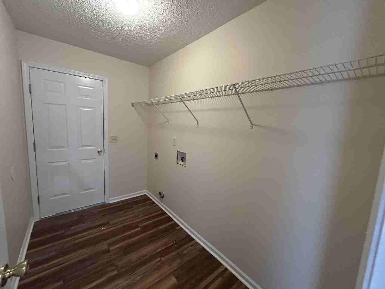 4 Idus Ln - Photo 5 of 18