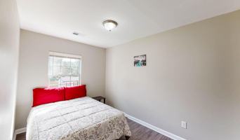 featured image of 2010 Grange Dr Se