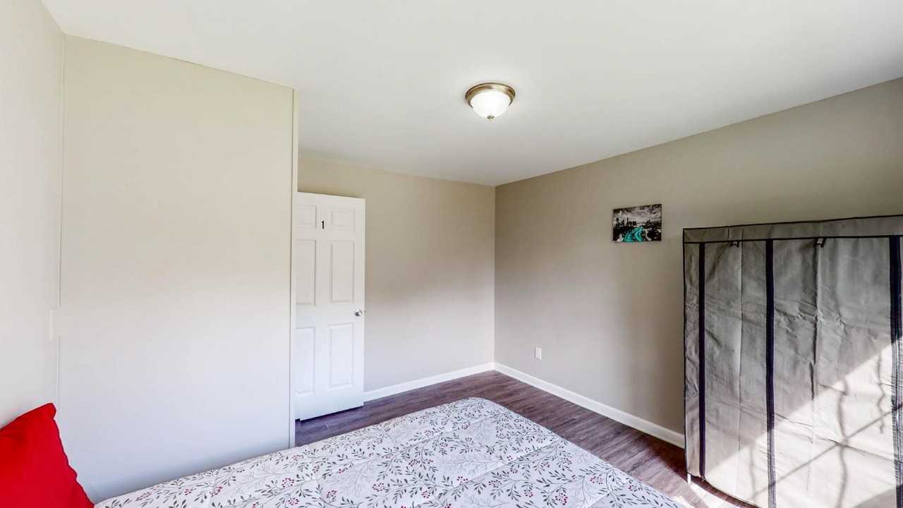 2010 Grange Dr Se - Photo 7 of 23