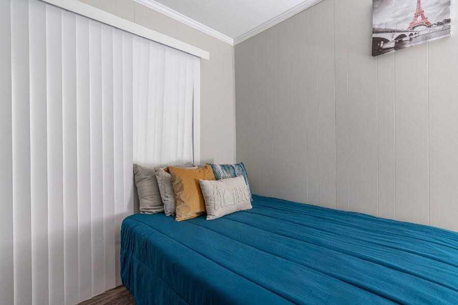 2719 Knollview Dr - Photo 4 of 27