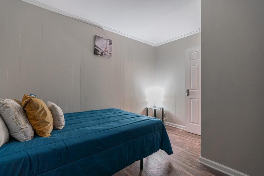 2719 Knollview Dr - Photo 5 of 27