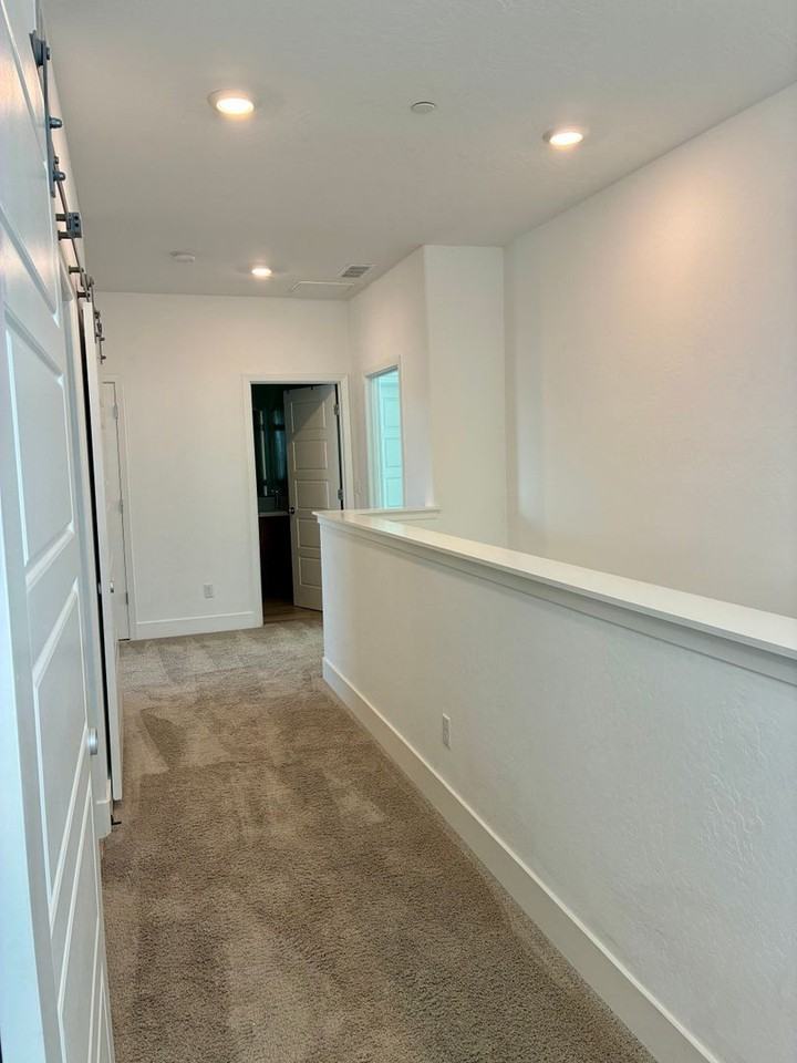 2846 E Tamarind Dr - Photo 6 of 25